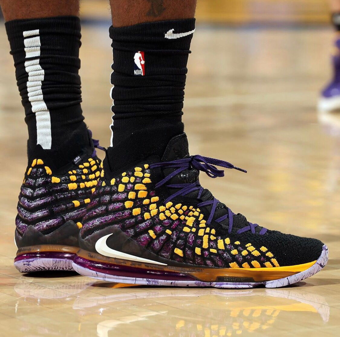 维斯塔潘则 维斯塔潘则